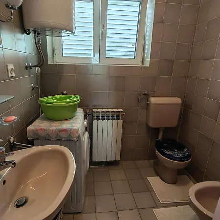 Apartment Biserka